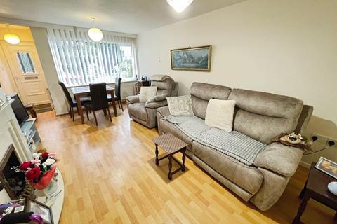 3 bedroom semi-detached house for sale, Shorefield Mount, Egerton