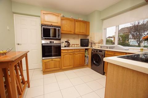 3 bedroom detached house for sale, Mallard Gardens, Gosport PO13
