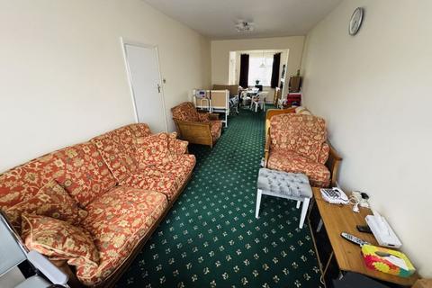 undefined, Neal Avenue, Southall
