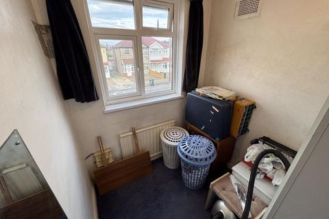 undefined, Neal Avenue, Southall