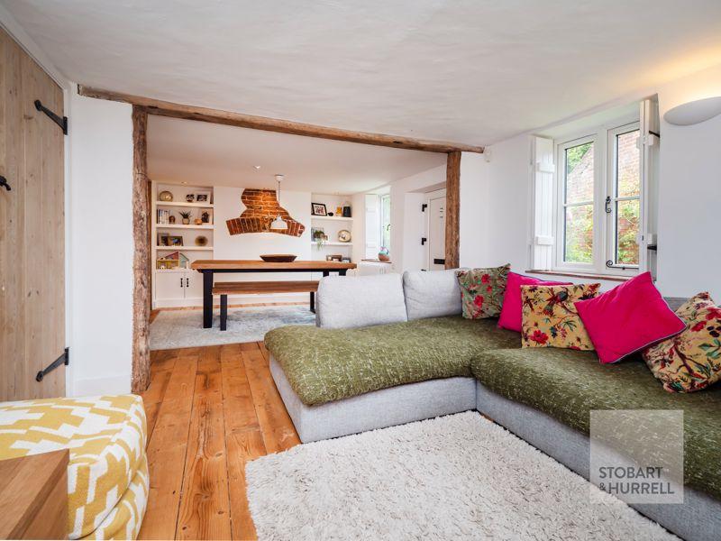 Lounge Through To