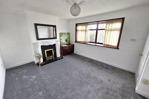 3 bedroom semi-detached house to rent, Queslett Road, Birmingham B43