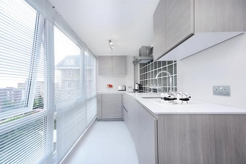 3 bedroom apartment to rent, St. Johns Wood Park,, London