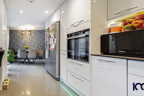undefined, Lemington Grove, Bracknell