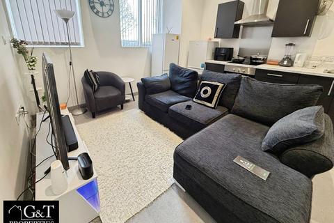1 bedroom flat for sale, Flat , Oak Court, Dudley Road, Brierley Hill