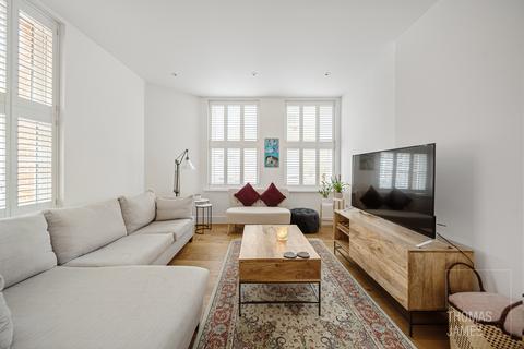 2 bedroom flat for sale, Green Lanes, Palmers Green, N13