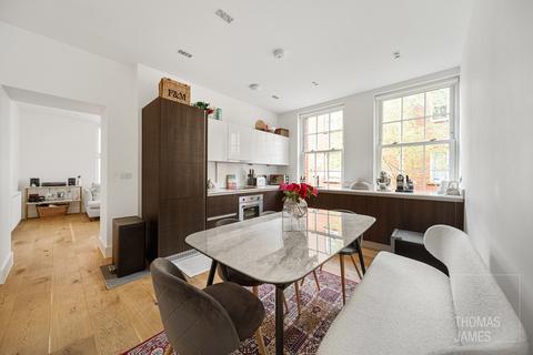 2 bedroom flat for sale, Green Lanes, Palmers Green, N13