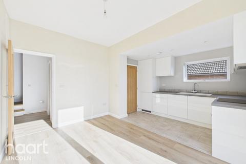 3 bedroom bungalow for sale, Hillside Avenue, Lincoln