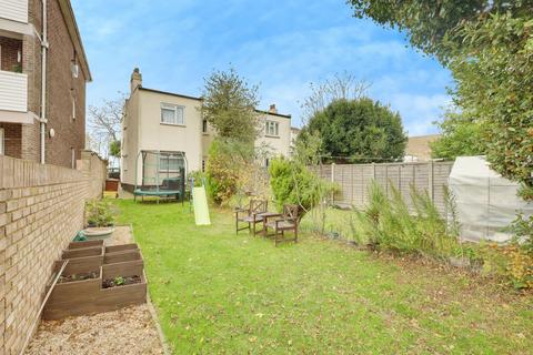 undefined, London Road, Benfleet, SS7