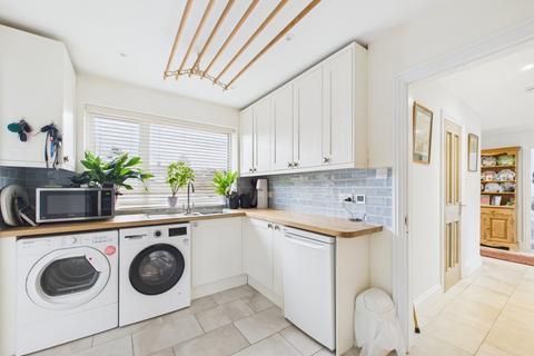 3 bedroom bungalow for sale, The Warren, Chesham, Buckinghamshire, HP5