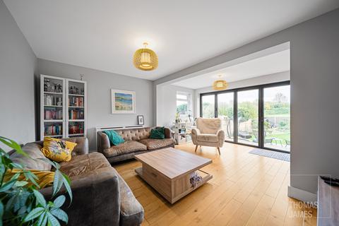 4 bedroom detached house for sale, Cypress Avenue, Enfield, EN2