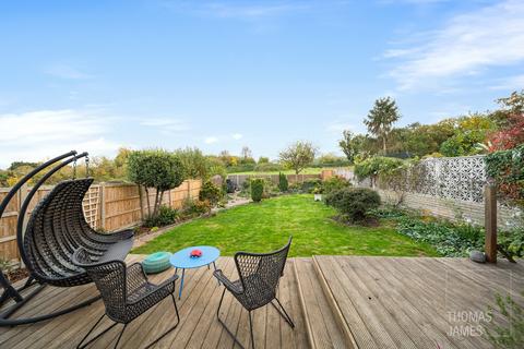 4 bedroom detached house for sale, Cypress Avenue, Enfield, EN2