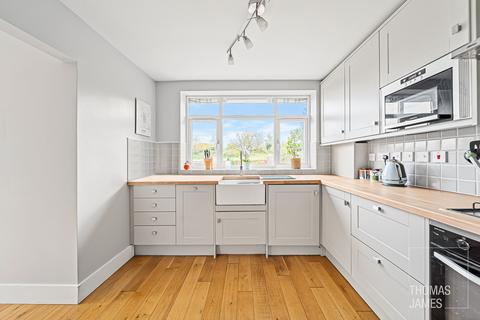 4 bedroom detached house for sale, Cypress Avenue, Enfield, EN2