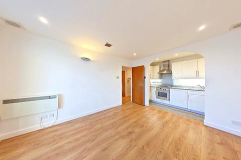 2 bedroom apartment to rent, Lyon Road, Harrow HA1