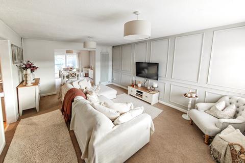 2 bedroom terraced house for sale, Alder Close, Trowbridge BA14