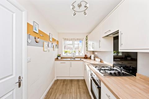 undefined, Oak Close, Crawley RH10