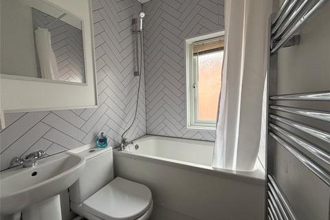 2 bedroom flat to rent, Burgess Road, Southampton, SO16