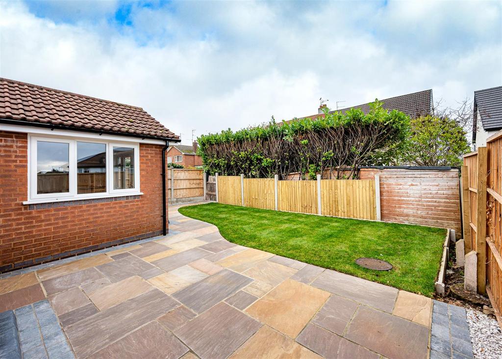 22a Dawley Road-22.jpg