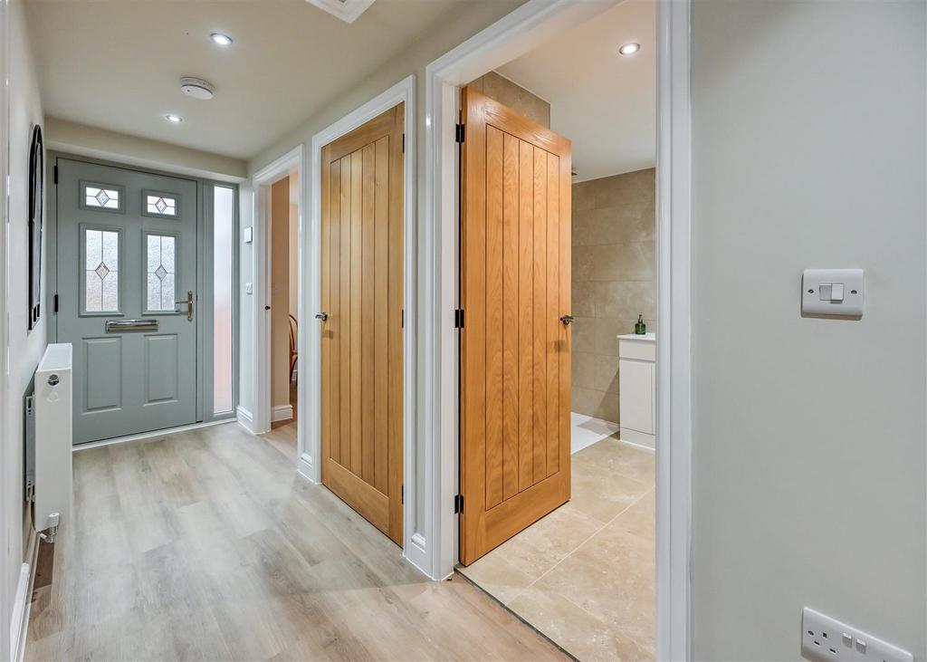 22a Dawley Road-03.jpg