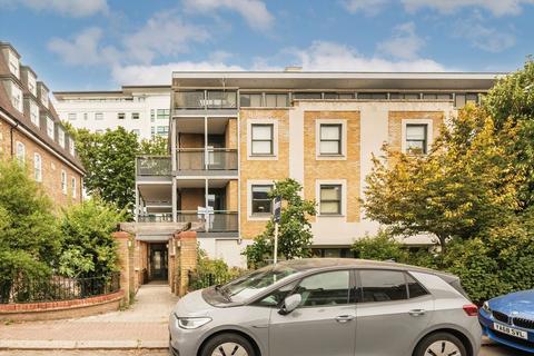 1 bedroom flat for sale, Albany Court, London W4