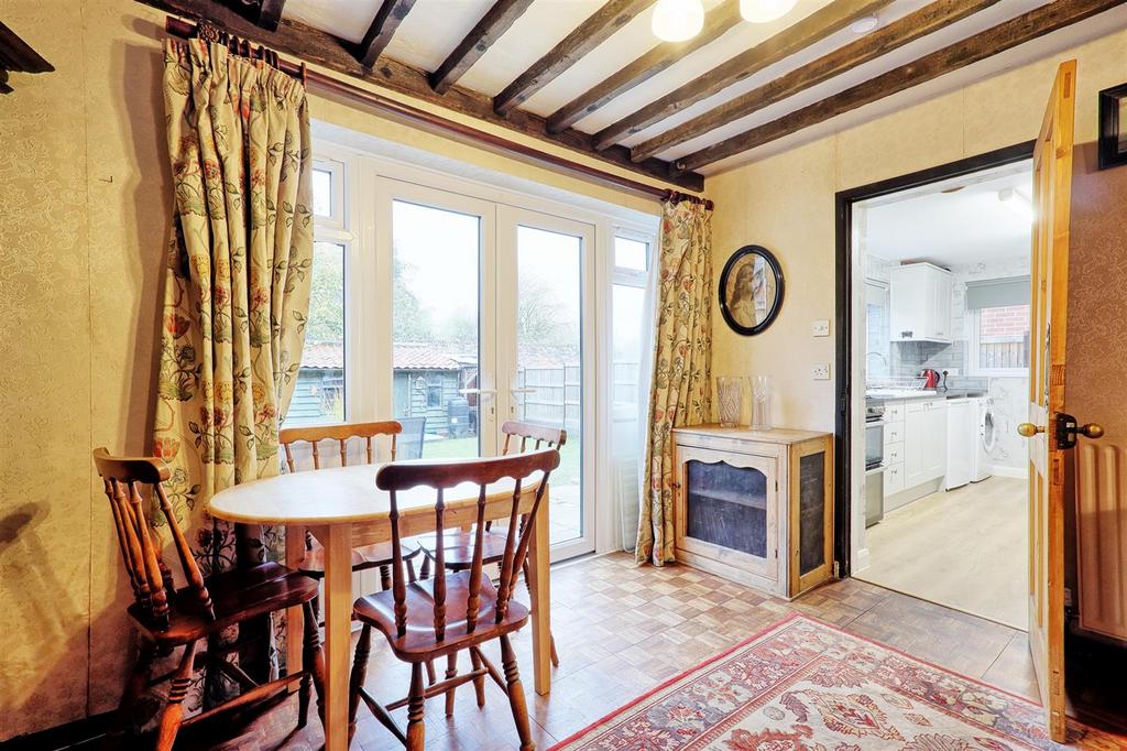 IMG 3525 6 7 easy HDR-interior3.jpg