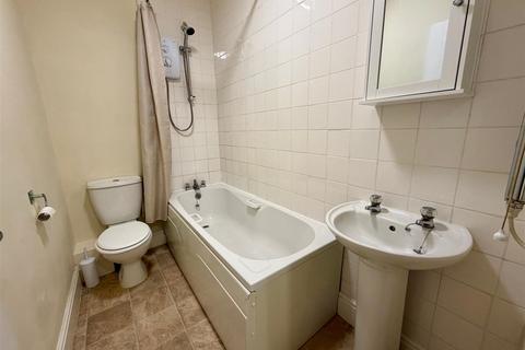 undefined, Westbourne Grove, Scarborough