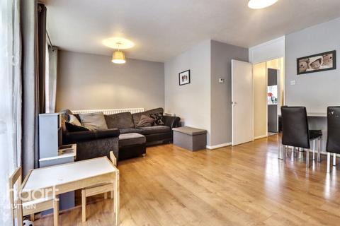 2 bedroom maisonette for sale, Hulverston Close, Sutton
