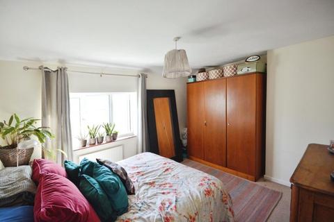 11 Foxdells, Birch Green, Hertford, SG14 2LS