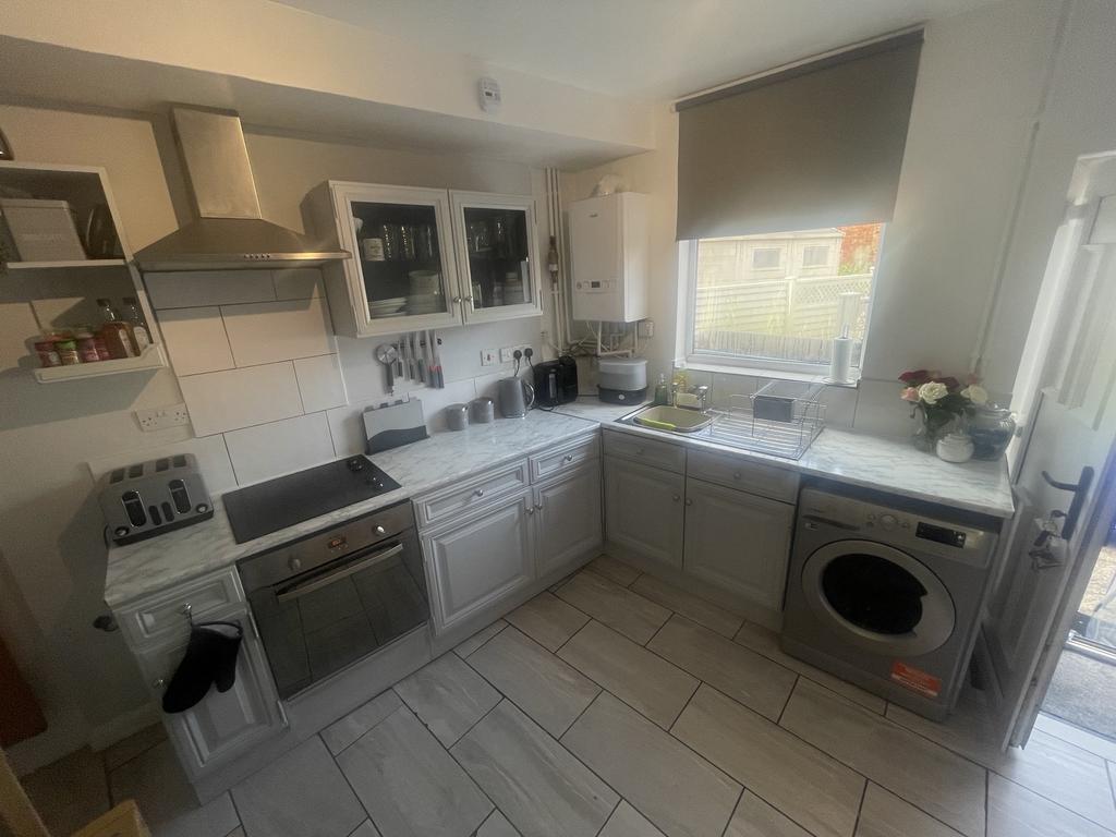 Kitchen 2