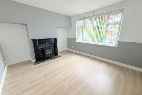 2 bedroom semi-detached house for sale, Saxon Avenue, Dukinfield SK16
