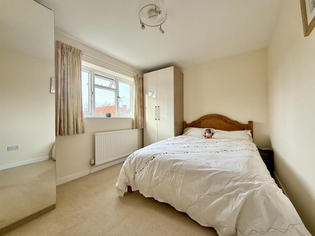 Bedroom3.jpg