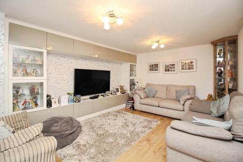 4 bedroom detached house for sale, Loddington Close, Syston, LE7