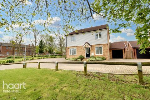 4 bedroom detached house for sale, Vulcan Close, Biggin Hill
