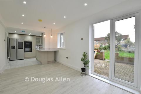undefined, Bosworth Road, Dagenham RM10