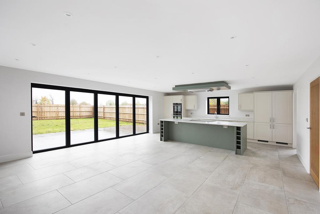 Kitchen/Breakfast