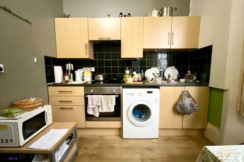 2 bedroom maisonette for sale, 31 New Queen Street, Scarborough, YO12