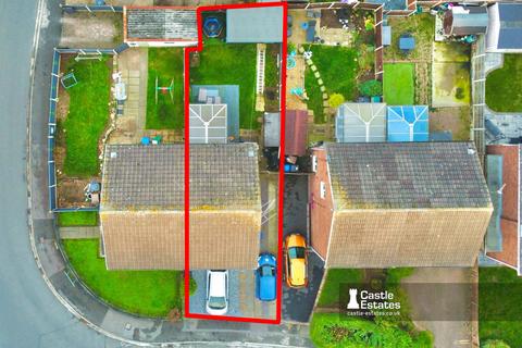 3 bedroom semi-detached house for sale, Langdale Drive, Long Eaton, NG10 3PQ