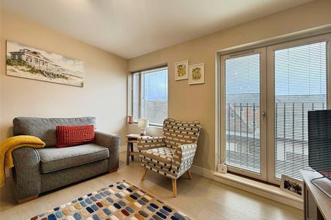 1 bedroom apartment for sale, High Street, Crowthorne, Berkshire