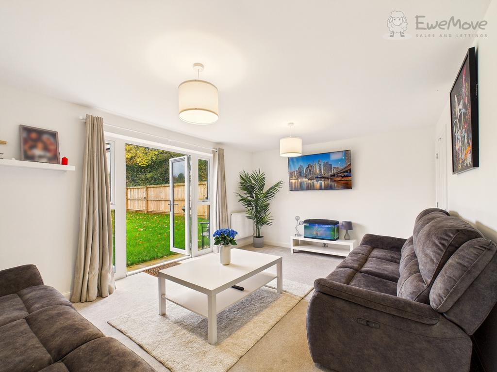Ewemove tiverton lounge