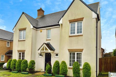 4 bedroom detached house to rent, Collins Drive, Earley, Reading, RG6