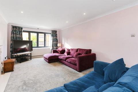 4 bedroom detached house for sale, High Grove, Bromley BR1