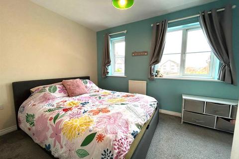 undefined, Ellison Close, Evesham