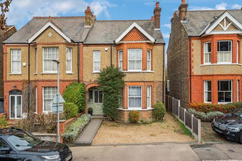 4 bedroom semi-detached house for sale, Kingsfield Road, Oxhey