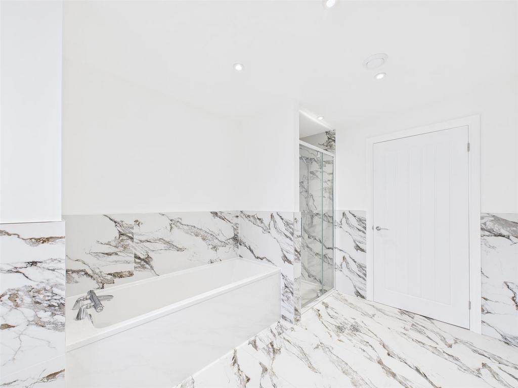 Bath 2.jpg