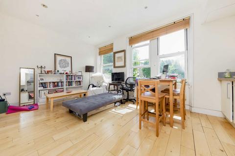 1 bedroom flat to rent, Victoria Road, London NW6
