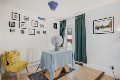 undefined, Albert Lane, Cheltenham GL50