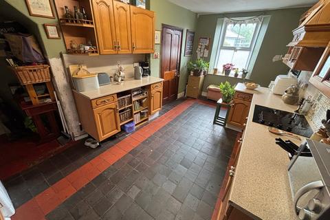 undefined, Llanwrda, SA19