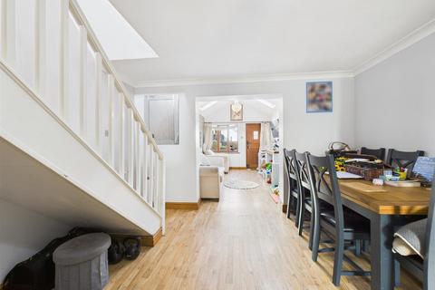 2 bedroom terraced house for sale, 15 Brookside Avenue, Johnston