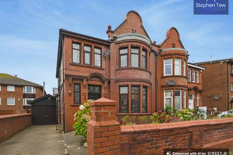 undefined, Raikes Parade, Blackpool, FY1