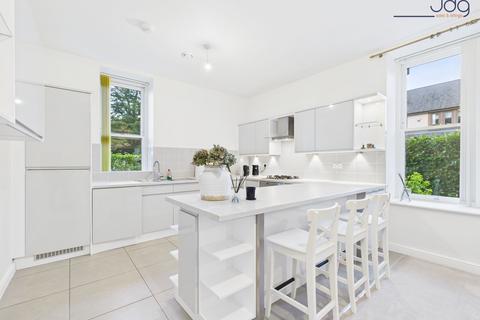 undefined, South Wing, The Residence | Spacious ground floor apartment with garden